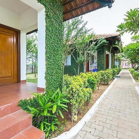 Hotel Riverside Resort And Spa Kumbakonam Extérieur photo